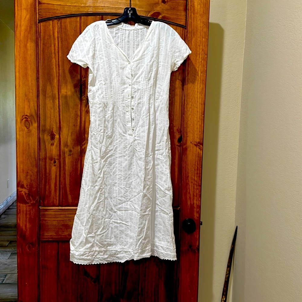 Anne & Catherine de Clippel for Pluto Nightgown